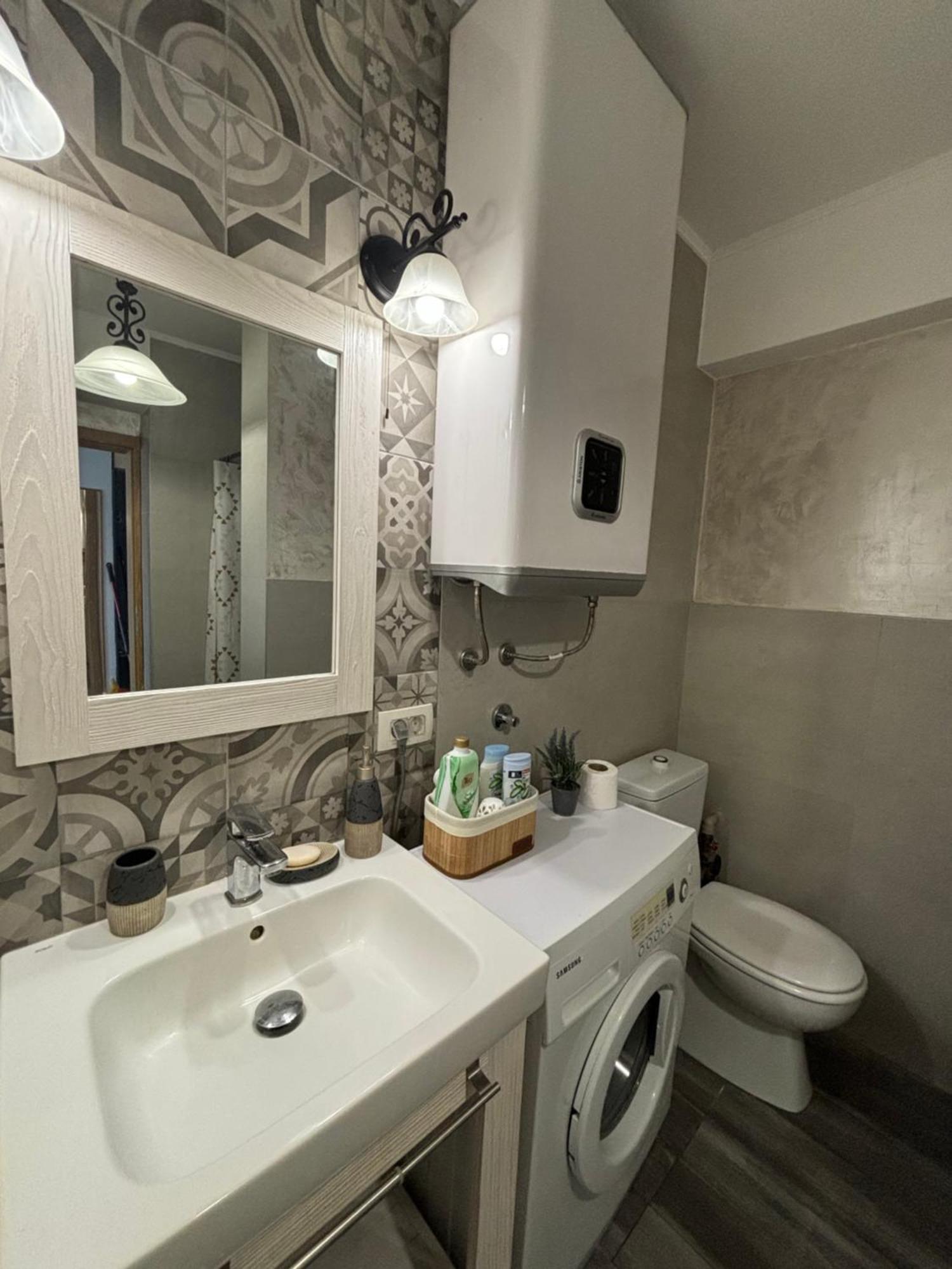Urban Loft Apartment Skopje Bagian luar foto