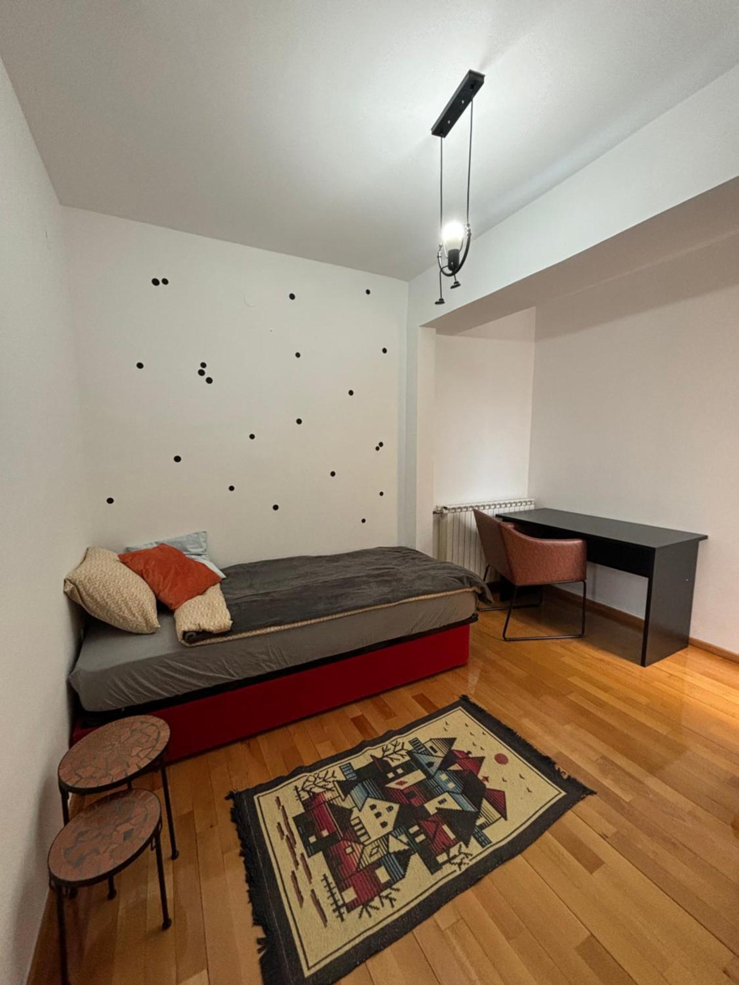 Urban Loft Apartment Skopje Bagian luar foto