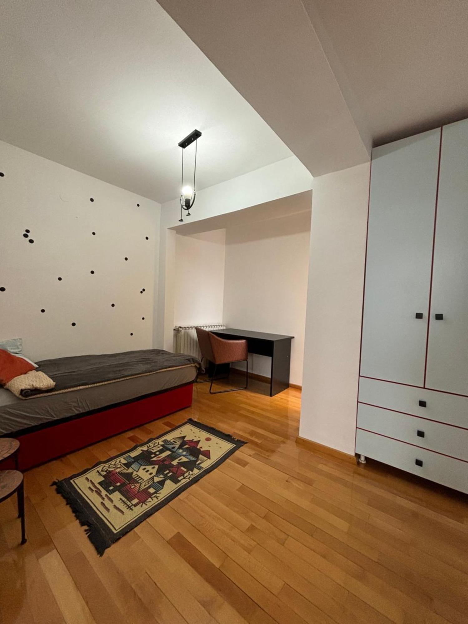 Urban Loft Apartment Skopje Bagian luar foto